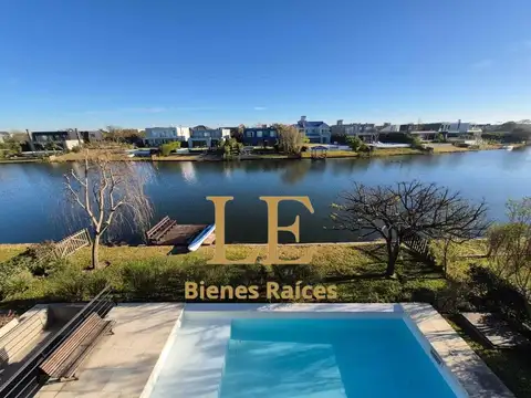 Puertos Del Lago 100
