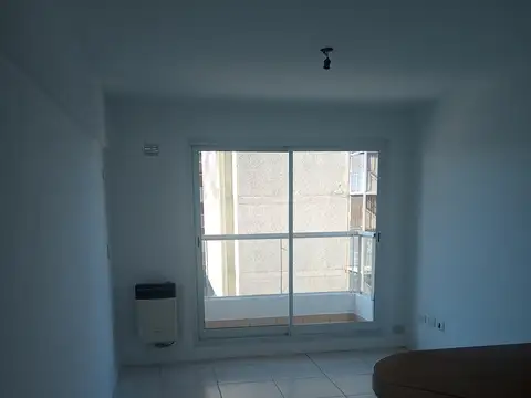 Santa Fe 3100, Piso 4