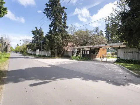 20 entre 481 y 483, City Bell Chico 100, Piso 0