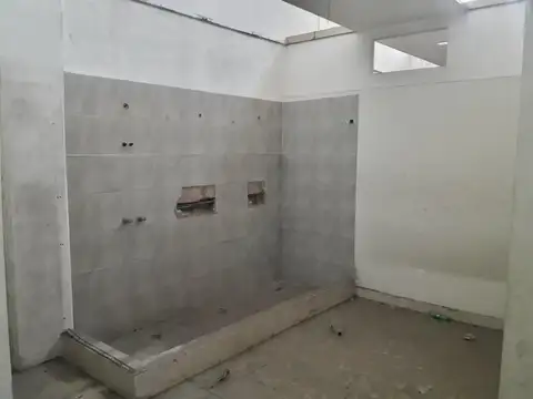 Local en Venta 60 años