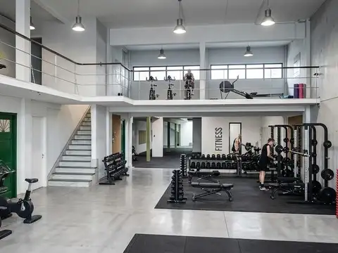 LOCAL ¡POTENCIAL COMERCIAL ABSOLUTO SOBRE LA AVENIDA MÁS IMPORTANTE DE ZONA SUR!