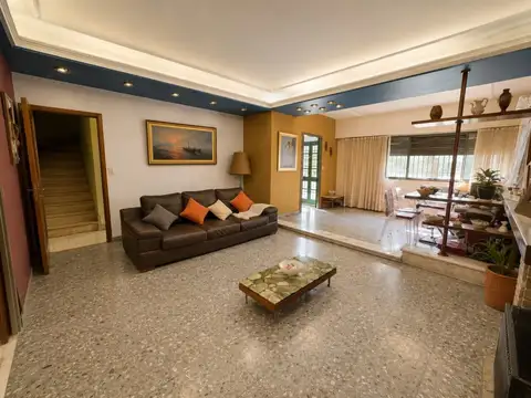 Casa - Venta - Argentina, Capital Federal - PICHINCHA 2100