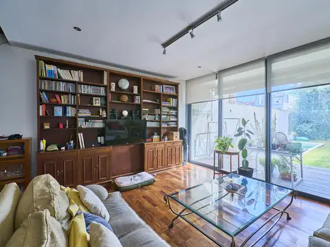 Depto Tipo Casa 4 ambientes con 2 baños