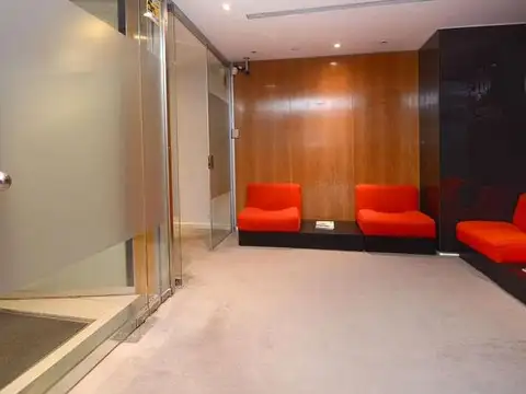 Oficina en Venta con 1 cochera
