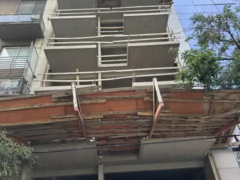 VENDE DEPARTAMENTO DE POZO EN PALERMO HOLLYWOOD