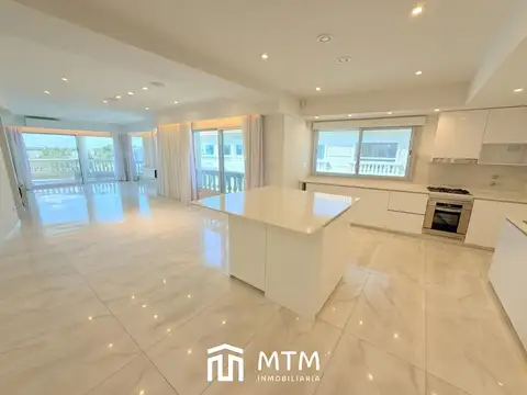 Departamento en Venta con 2 cocheras