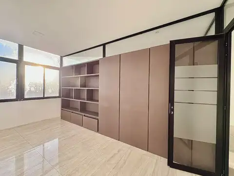 Avenida Constitución 4500, Piso 1