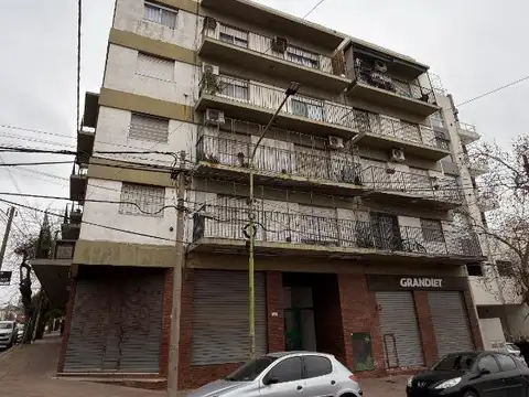 San Martin 200