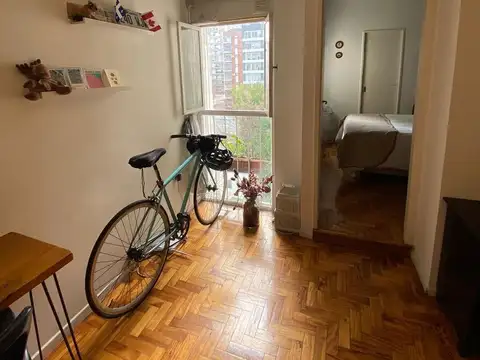Venta Departamento 2 ambientes Laprida y Juncal