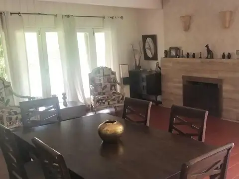 Casa en Alquiler Temporal en Playa Mansa, USD 13.500