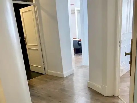 Oficina 5 ambientes con 3 baños