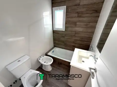 Depto Tipo Casa en Alquiler de 1 dormitorio