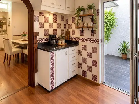 Casa en Venta con 1 cochera
