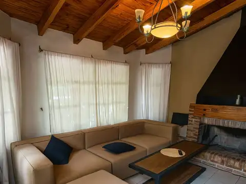 Casa en Venta en Las Compuertas, USD 64.000