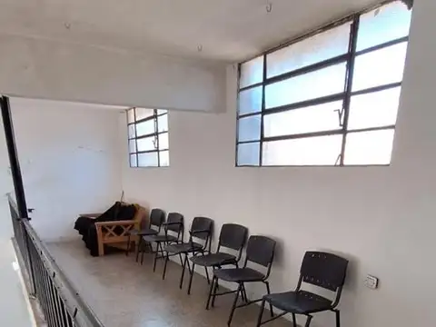 Local en Venta 40 años