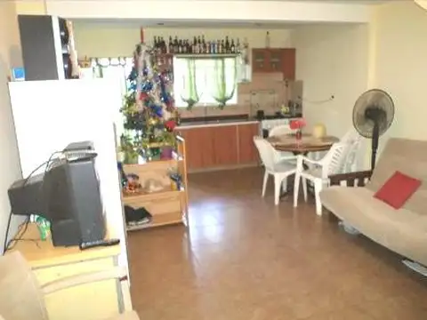 Depto Tipo Casa en Venta de 2 dormitorios