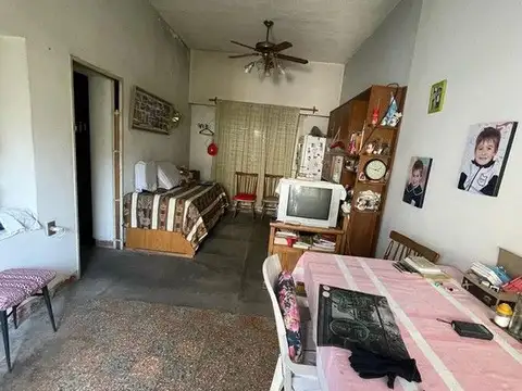 Depto Tipo Casa 6 ambientes con 3 baños