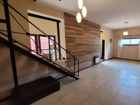 Casa en Venta en Haedo, USD 190.000
