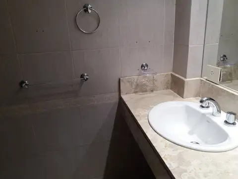 BOLEVARD INDALECIO CHENAUT 1800, Piso 1