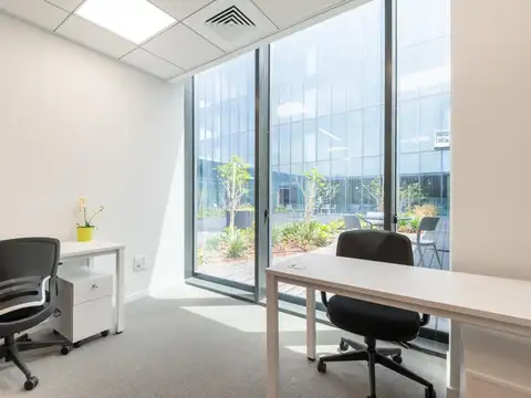 Alquiler de oficinas bellamente diseñadas para 2 personas en Asuncion, Perseverancia