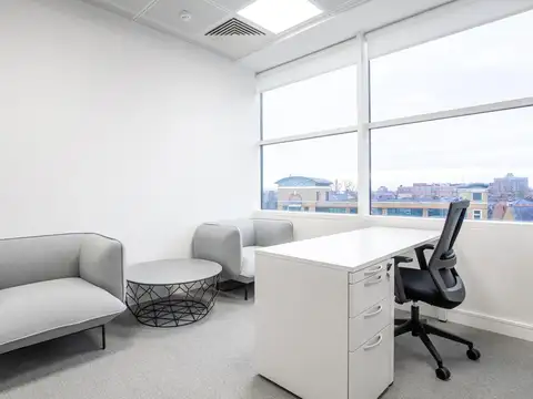 Oficina en Alquiler en Santisima Trinidad, USD 2.599.500