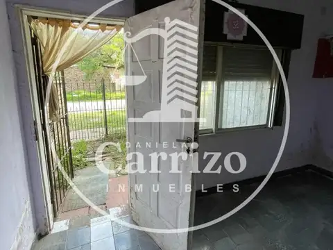 Casa 6 ambientes con 4 baños