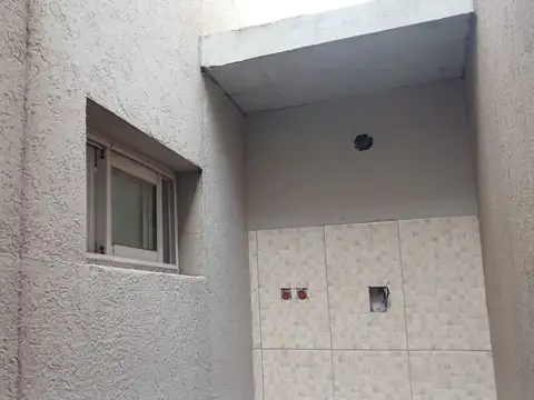 Depto Tipo Casa en Venta de 1 dormitorio