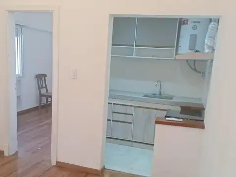 Depto Tipo Casa en Alquiler de 1 dormitorio