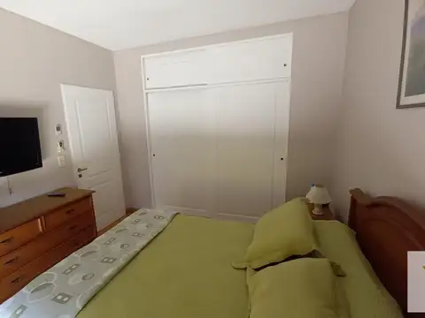Depto Tipo Casa en Venta con 1 cocheras
