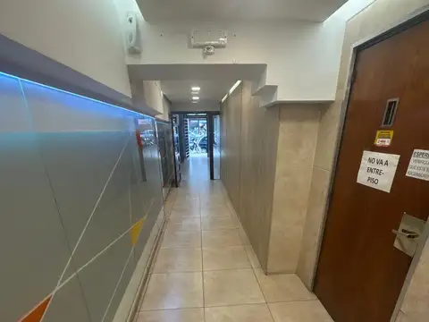 Oficina en Venta - Edificio Apto profesional