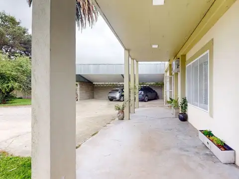 Calle 7 E/ 615 y 616 100