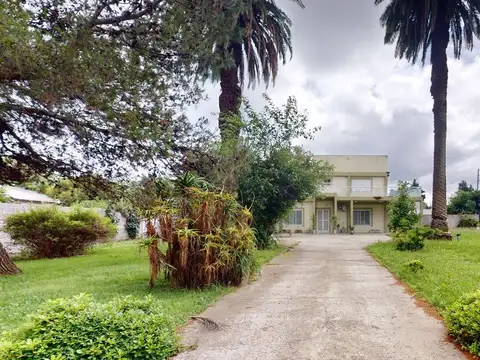 Calle 7 E/ 615 y 616 100