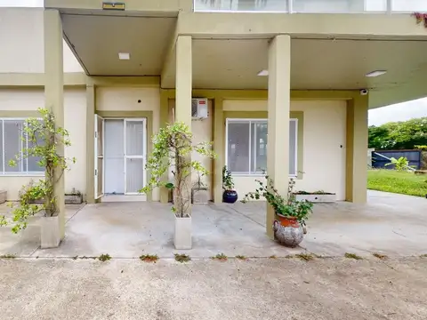 Quinta en Venta en Villa Elvira, USD 214.800