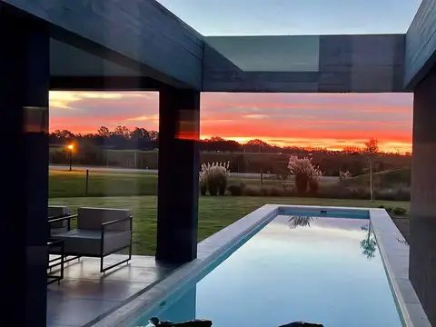 Casa en  Alquiler Haras de Santa Maria Escobar