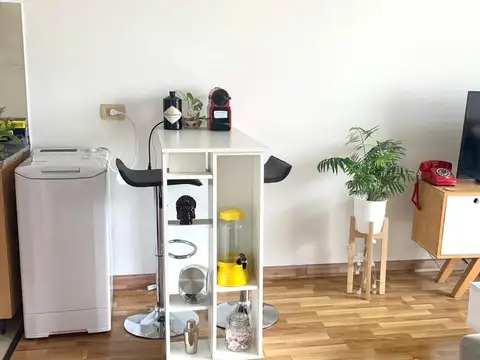 Monoambiente super luminoso con balcon, vista panoramica!