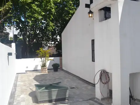 Depto Tipo Casa en Venta al Este