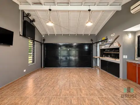 Casa en Venta al Oeste
