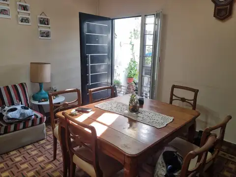 Depto Tipo Casa en Venta de 2 ambientes