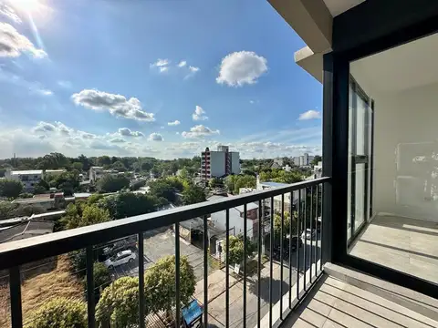 Tapia de Cruz  1382 - cochera