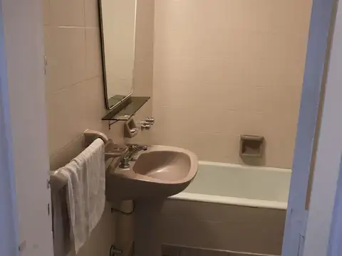 Depto Tipo Casa 4 ambientes con 1 baño