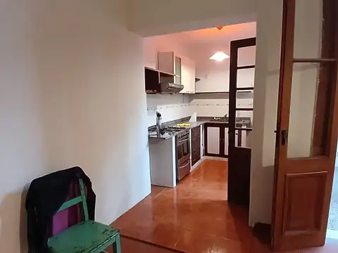 Excelente PH Reciclado Luminoso Patio cub y 2 Terrazas. En Boedo límite con Almagro. Sup total 105m2