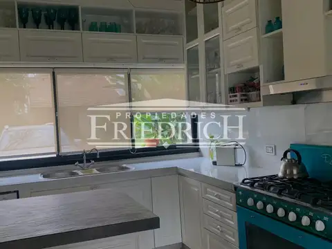 Casa en Alquiler en Country Club Banco Provincia, USD 2.000