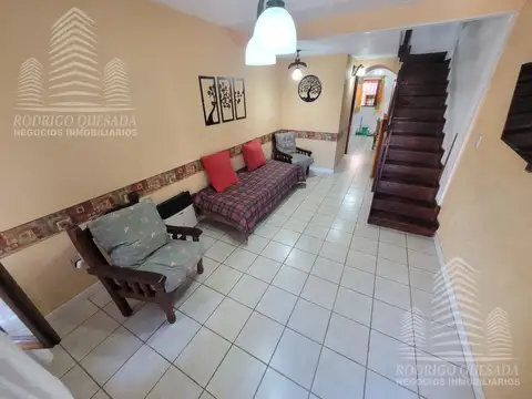 Depto Tipo Casa 4 ambientes con 2 baños