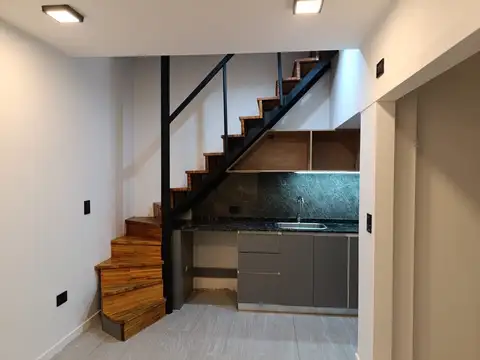 Depto Tipo Casa en Venta de 1 dormitorio