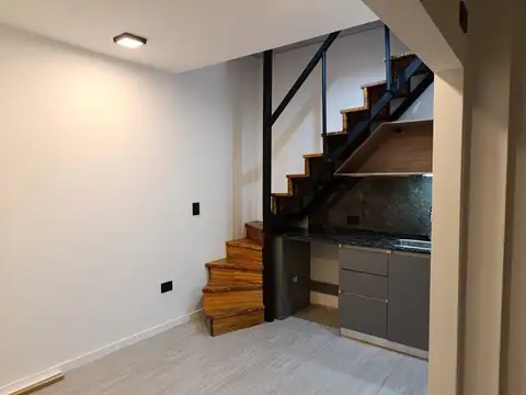 Depto Tipo Casa Monoambiente con 1 baño