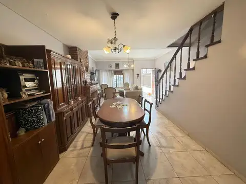 Casa en Venta con 1 cochera