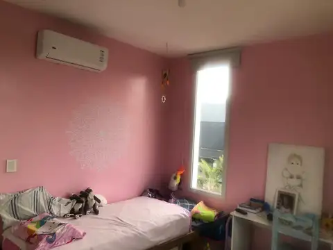 Alquiler Temporal Casa 6 Amb La Laguna Barrio San Gabriel Villanueva Tigre