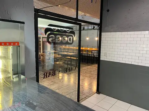 Local comercial en alquiler - cabildo y juramento