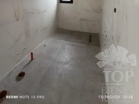 Casa 5 ambientes con 3 baños