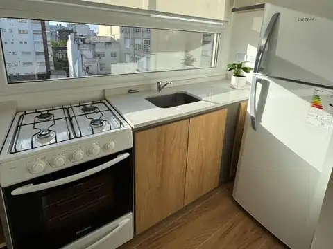 Mitre 1800, Piso 7